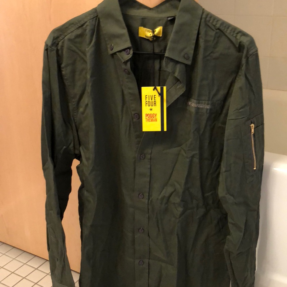 Long sleeve casual shirt